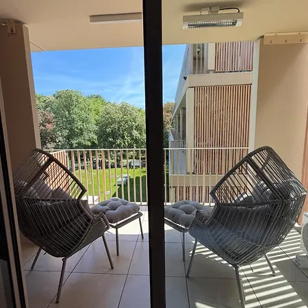 Apartment Seahome Greeneri Park